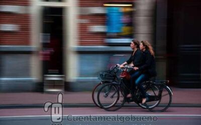Ir en bicicleta a trabajar disminuye el estrés hasta el 52%