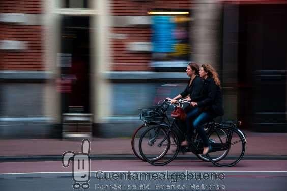Ir en bicicleta a trabajar disminuye el estrés hasta el 52%